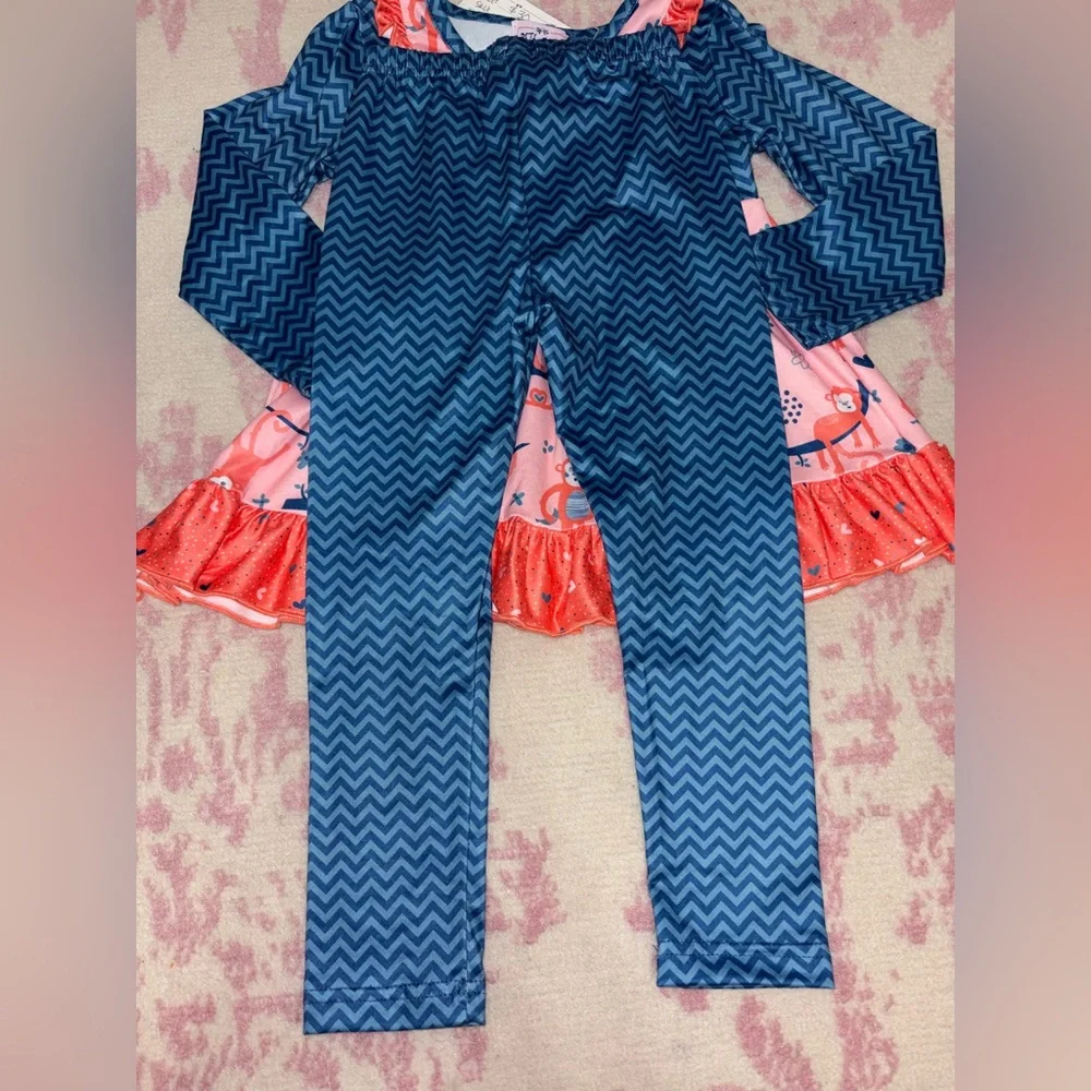 Pete + Lucy Navy Blue Chevron & Coral Monkey Ruffle Matching Set 3T Girls